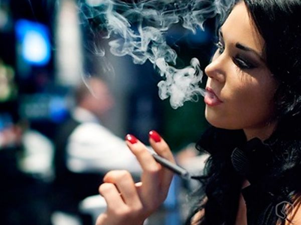 E-cigarettes for women Image