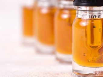 5 Easy steps to make CBD vape juice at home